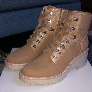 Stylish Tan Boots (Size 9; Never Worn)